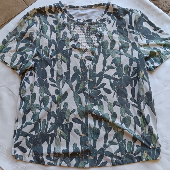 Lululemon Perfectly Perfed Tee Mini Prickly Pear White Multi Size 6 Pre-owned - Picture 8 of 8